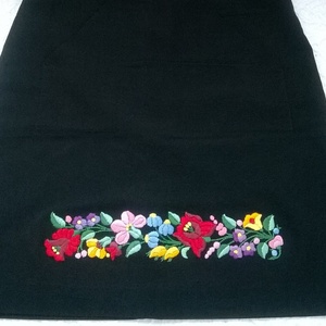 Kalocsai mintával hímzett szoknya -  - Meska.hu