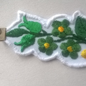 Hímzett karkötő - ékszer - karkötő - Meska.hu