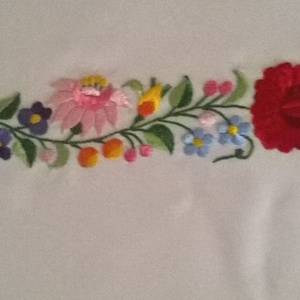 Kalocsai mintás öv menyasszonyi ruhához - esküvő - kiegészítők - öv & pánt - Meska.hu