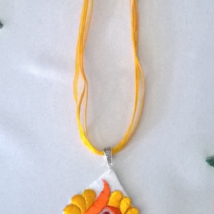 Hímzett nyaklánc - ékszer - nyaklánc - medálos nyaklánc - Meska.hu