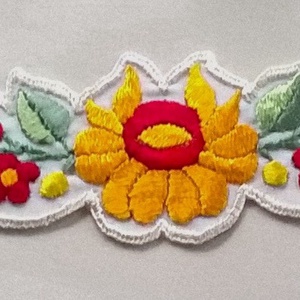 Hímzett karkötő - ékszer - karkötő - széles karkötő - Meska.hu