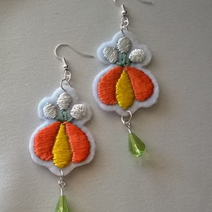 Matyó virágocska - ékszer - fülbevaló - lógó fülbevaló - Meska.hu