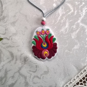 Matyó tulipán /nyaklánc/ - ékszer - nyaklánc - medálos nyaklánc - Meska.hu