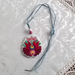Matyó tulipán /nyaklánc/ - ékszer - nyaklánc - medálos nyaklánc - Meska.hu