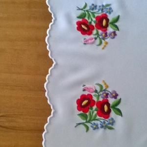 Kalocsai  terítő - otthon & életmód - dekoráció - asztal és polc dekoráció - asztaldísz - Meska.hu