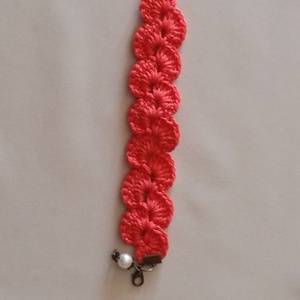 Horgolt karkötő - ékszer - karkötő - karkötő medállal - Meska.hu