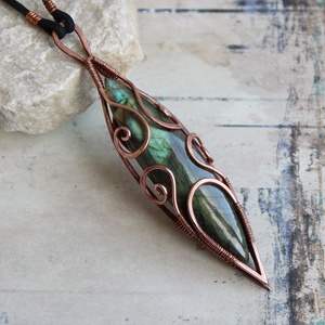 Talizmán - vörösréz medál labradorittal - ékszer - nyaklánc - medál - Meska.hu