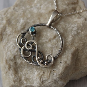 Hullám - ezüst medál kék cirkónia kővel ezüst nyaklánccal - ékszer - nyaklánc - medál - Meska.hu