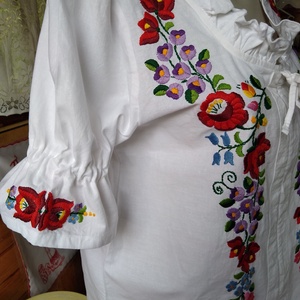 kézzel  hímzett  blúz - ruha & divat - női ruha - blúz - Meska.hu