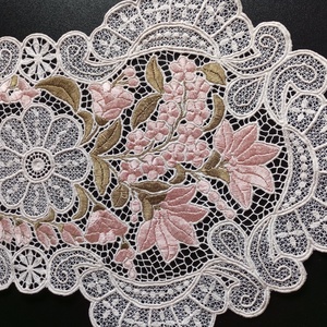 kalocsai  himzett futó, Otthon & Életmód, Dekoráció, Asztal és polc dekoráció, Horgolt & Csipketerítő, Hímzés, MESKA