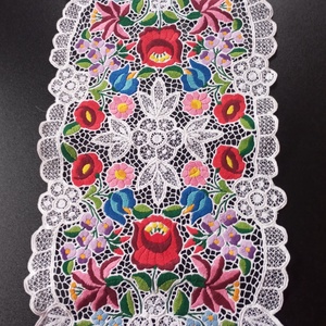 kalocsai  riseliös futó , Otthon & Életmód, Dekoráció, Asztal és polc dekoráció, Horgolt & Csipketerítő, Hímzés, MESKA