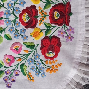Kalocsai hímzett kötény - otthon & életmód - konyhafelszerelés, tálalás - konyhai textil - kötény - Meska.hu