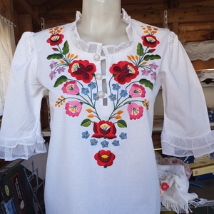 Kalocsai hímzett vászon bluz - Meska.hu