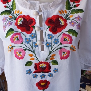 Kalocsai hímzett vászon bluz - ruha & divat - női ruha - blúz - Meska.hu
