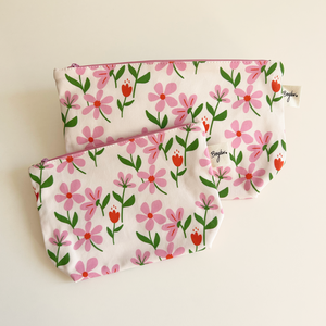 Flower Power - virágos pipere táska - táska & tok - neszesszer - Meska.hu