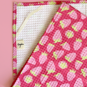 Strawberry Glow - epres kéztörlő - Meska.hu