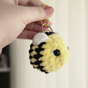 mini méhecske - kulcstartó, Játék & Sport, Plüssállat & Játékfigura, Méhecske, Horgolás, MESKA