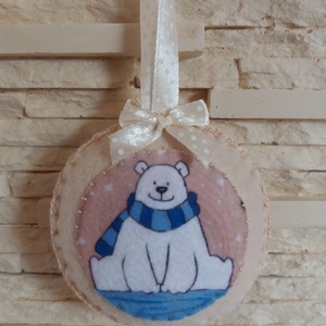 Filc karácsonyfadísz - jégen csücsülő jegesmaci, bézs - karácsony - karácsonyi lakásdekoráció - karácsonyfadíszek - karácsonyi lakásdekoráció - Meska.hu