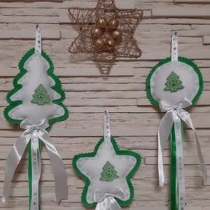 Filc téli trió - zöld, fenyőfás szett, ezüst csillagos szalaggal - karácsony - karácsonyi lakásdekoráció - karácsonyfadíszek - Meska.hu