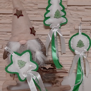 Filc téli trió - zöld, fenyőfás szett, ezüst csillagos szalaggal - karácsony - karácsonyi lakásdekoráció - karácsonyfadíszek - Meska.hu
