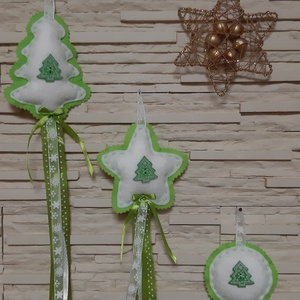 Filc téli trió - világoszöld, fenyőfás szett, hópelyhes szalaggal - karácsony - karácsonyi lakásdekoráció - karácsonyfadíszek - Meska.hu
