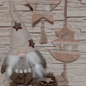 Filc téli duó - világosbarna színvilágban, hópelyhekkel - karácsony - karácsonyi lakásdekoráció - karácsonyfadíszek - Meska.hu