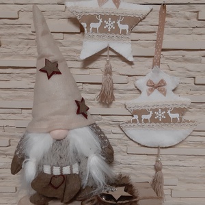 Filc téli duó - fehér és világosbarna színvilágban, rénszarvasokkal - karácsony - karácsonyi lakásdekoráció - karácsonyfadíszek - Meska.hu