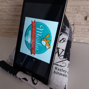 Tablet, telefon és kütyütartó párna - nagyvárosok, fehér és szürke színvilágban - táska & tok - laptop & tablettartó - Meska.hu Tablet, telefon és kütyütartó párna - nagyvárosok, fehér és szürke színvilágban - táska & tok - laptop & tablettartó - Meska.hu