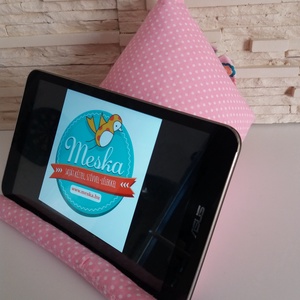 Tablet, telefon és kütyütartó párna - rózsaszín, pöttyös - otthon & életmód - tárolás & rendszerezés - íróasztali tároló - Meska.hu