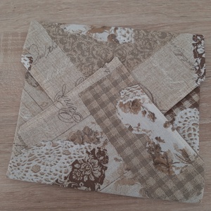 Újraszalvéta tépőzárral, romantikus mintával barna színárnyalatban, Otthon & Életmód, Konyhafelszerelés, tálalás, Konyhai textil, Szalvéta, Varrás, MESKA