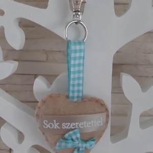 Filc mini szívecske kulcstartó barna és kék színárnyalatokban, felirattal - táska & tok - kulcstartó & táskadísz - kulcstartó - Meska.hu