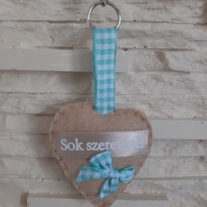Filc mini szívecske kulcstartó barna és kék színárnyalatokban, felirattal - táska & tok - kulcstartó & táskadísz - kulcstartó - Meska.hu