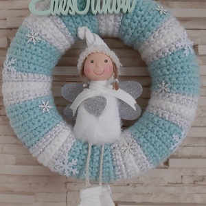 Téli, horgolt kopogtató pasztell színekben - angyalka menta és ezüst színvilágban - otthon & életmód - dekoráció - ajtó- és ablak dekoráció - ajtódísz & kopogtató - Meska.hu