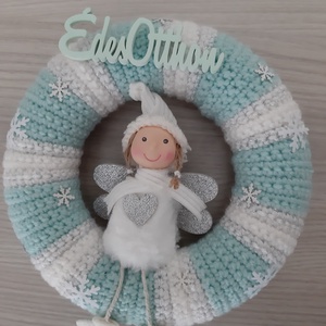 Téli, horgolt kopogtató pasztell színekben - angyalka menta és ezüst színvilágban - otthon & életmód - dekoráció - ajtó- és ablak dekoráció - ajtódísz & kopogtató - Meska.hu