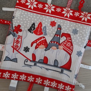 Karácsonyi szett babáknak - piros manók - játék & sport - 3 éves kor alattiaknak - alvóka & rongyi - Meska.hu