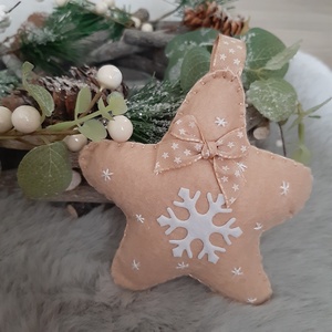 Filc karácsonyfadísz - hópelyhes, bézs csillag, Karácsony, Karácsonyi lakásdekoráció, Karácsonyfadíszek, Mindenmás, Varrás, MESKA