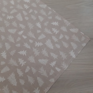 Ünnepi asztalközép, terítő - fehér fenyőerdő, natúr alapon, Otthon & Életmód, Konyhafelszerelés, tálalás, Tálalás, Terítő, Varrás, MESKA