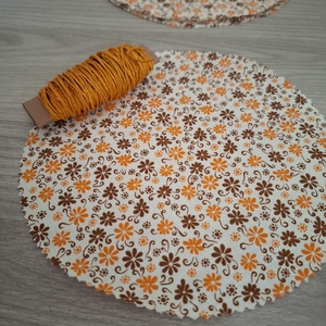 Befőttes tető szett - 10 db-os, narancs virágos - otthon & életmód - konyhafelszerelés, tálalás - konyhai textil - edényfogó & edényfedő - Meska.hu
