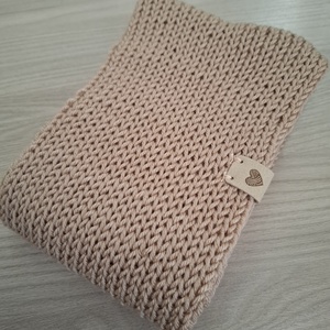 Kötött csősál puha fonalból - halványbarna - ruha & divat - sál, sapka, kendő - sál - Meska.hu