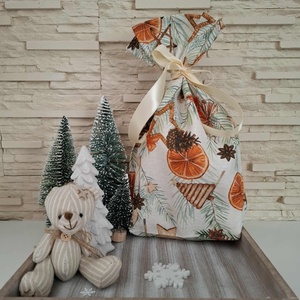 Mikulás zsák - csillogós, fenyős-narancsos mintával, Karácsony, Mikulás, Mikulás zsák, Varrás, MESKA