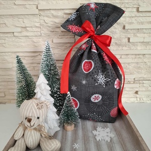 Mikulás zsák - hópelyhek, szürke és piros színvilágban, Karácsony, Mikulás, Mikulás zsák, Varrás, MESKA