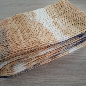 Kötött csősál batikolt fonalból - őszi szellő (szürke és bézs árnyalatok) - ruha & divat - sál, sapka, kendő - sál - Meska.hu