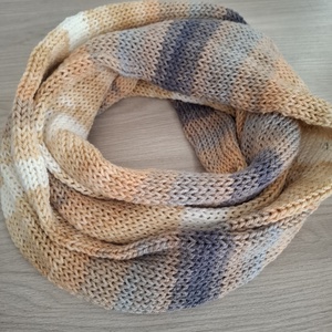 Kötött csősál batikolt fonalból - szürke és bézs árnyalatok - Meska.hu