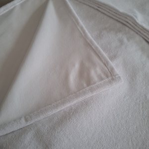 Vízhatlan kanapé védő - egyedi méretben - otthon & életmód - lakástextil - ágynemű - Meska.hu