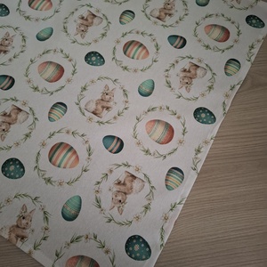 Húsvéti asztalközép nyuszkós, fehér, pasztelles színvilágban - otthon & életmód - lakástextil - abrosz, terítő - étkezőabrosz - Meska.hu