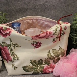 Neszesszer 'Rose' - L (sminktartó) - táska & tok - neszesszer - Meska.hu