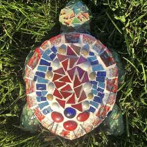 Zöld üvegmozaik kerti dísz, teknős - otthon & életmód - ház & kert - kerti dísz - Meska.hu