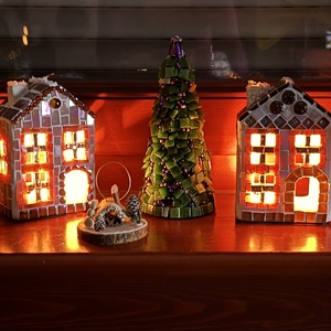 Mozaik mécses tartó házikó, barna - karácsony - adventi díszek - adventi ablakdekoráció - Meska.hu