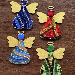 Arany-kék angyalka fa alapon. 10x8 cm - karácsony - karácsonyi lakásdekoráció - karácsonyfadíszek - Meska.hu