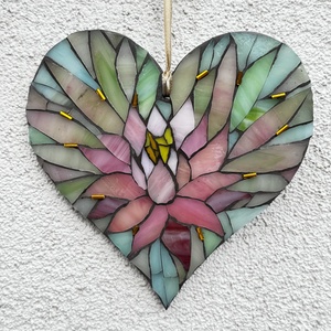 mozaik szív, tavirózsa, üveggel és gyönggyel - Meska.hu